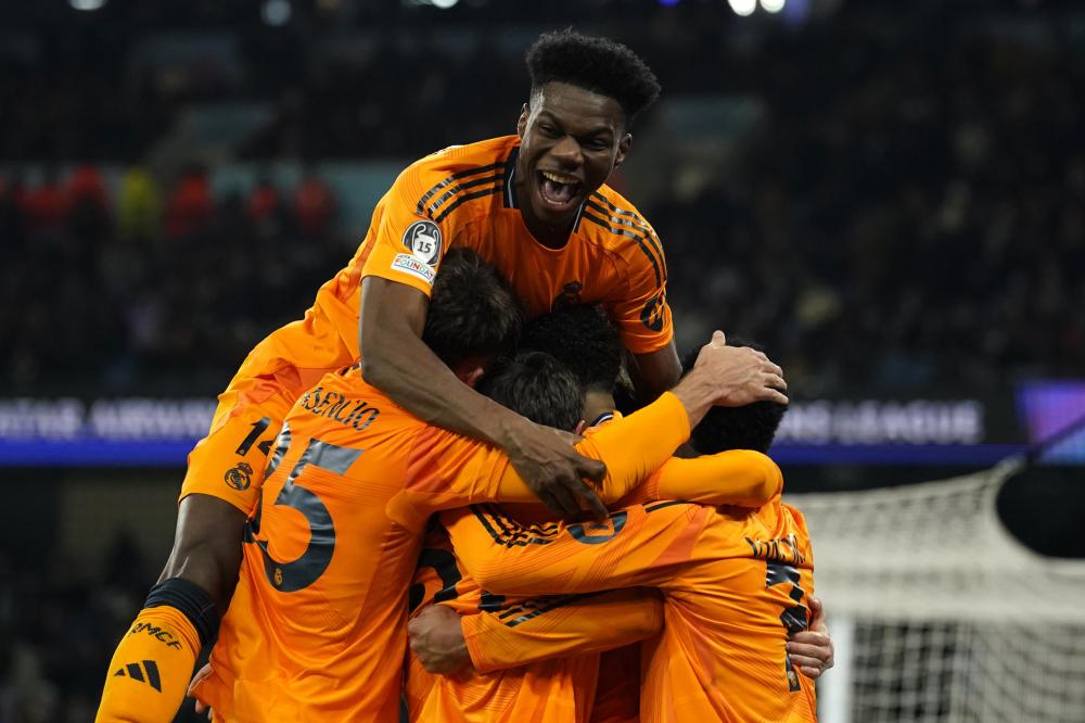 和球队都经 和球队都经